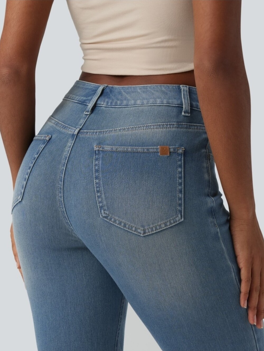 Halara High Waisted Pockets, straight Leg Faux Zip Size Medium Petite NWT - Picture 3 of 8